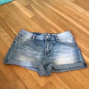 light wash jean shorts